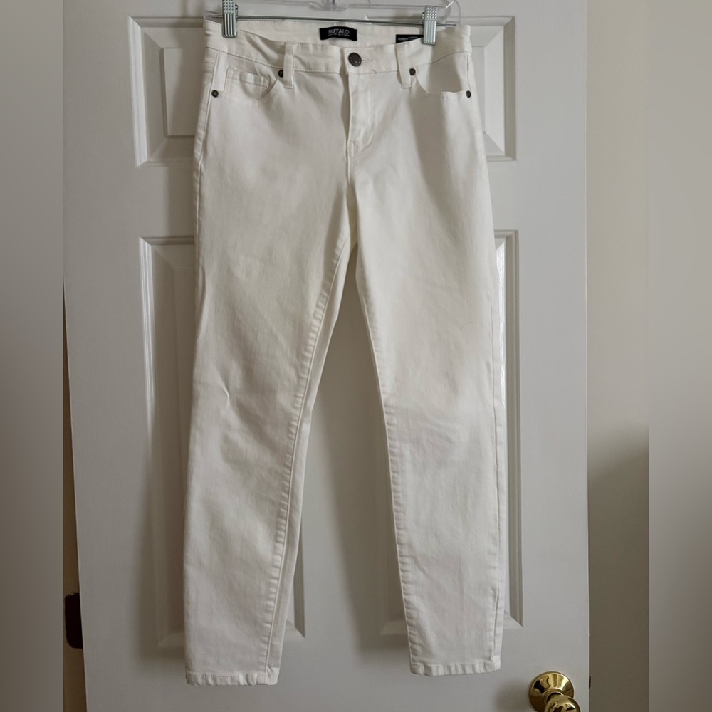 Buffalo Aubrey Mid- rise White Stretch Ankle Jeans, Size 28
